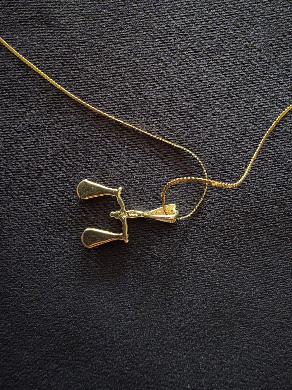 14K Gold Libra Scales of Justice Pendant Necklace 16" Box Chain Estate - Picture 10 of 13